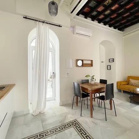 Eva Recommends Higueras Jerez Apartment *